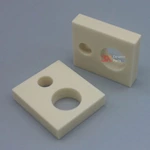 99氧化铝打孔陶瓷板