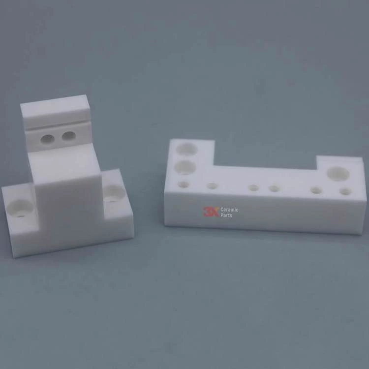 氧化锆陶瓷带螺孔固定块